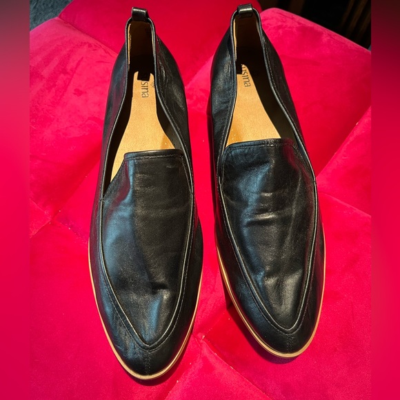 susina kellen loafer